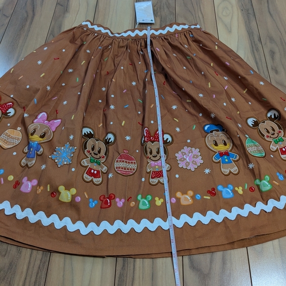 NWT! Loungefly The Stitch Shoppe Gingerbread Friends Sandy Skirt Size M - Picture 9 of 16